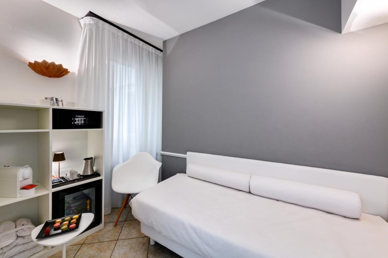 Metropolitan Hotel 4*