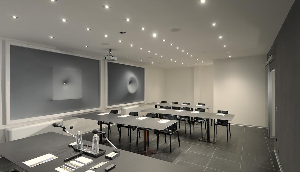 Hotel Metropolitan 4*